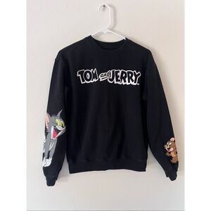 Tom & Jerry Pullover Women’s sweater size Small